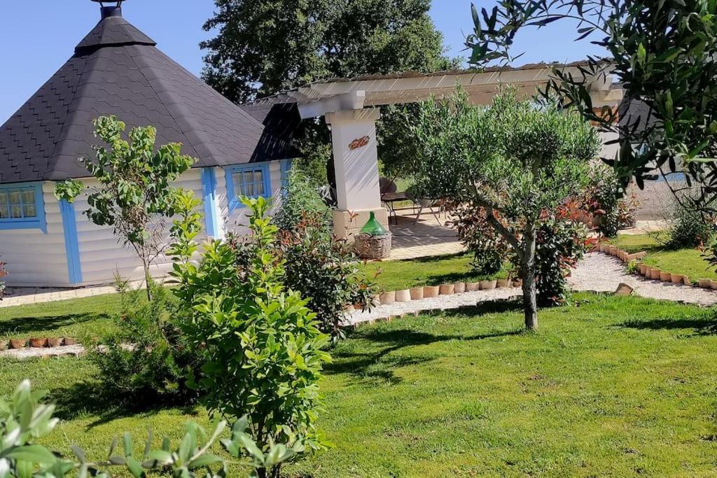 Trullo Iris Hotel Чистернино Екстериор снимка